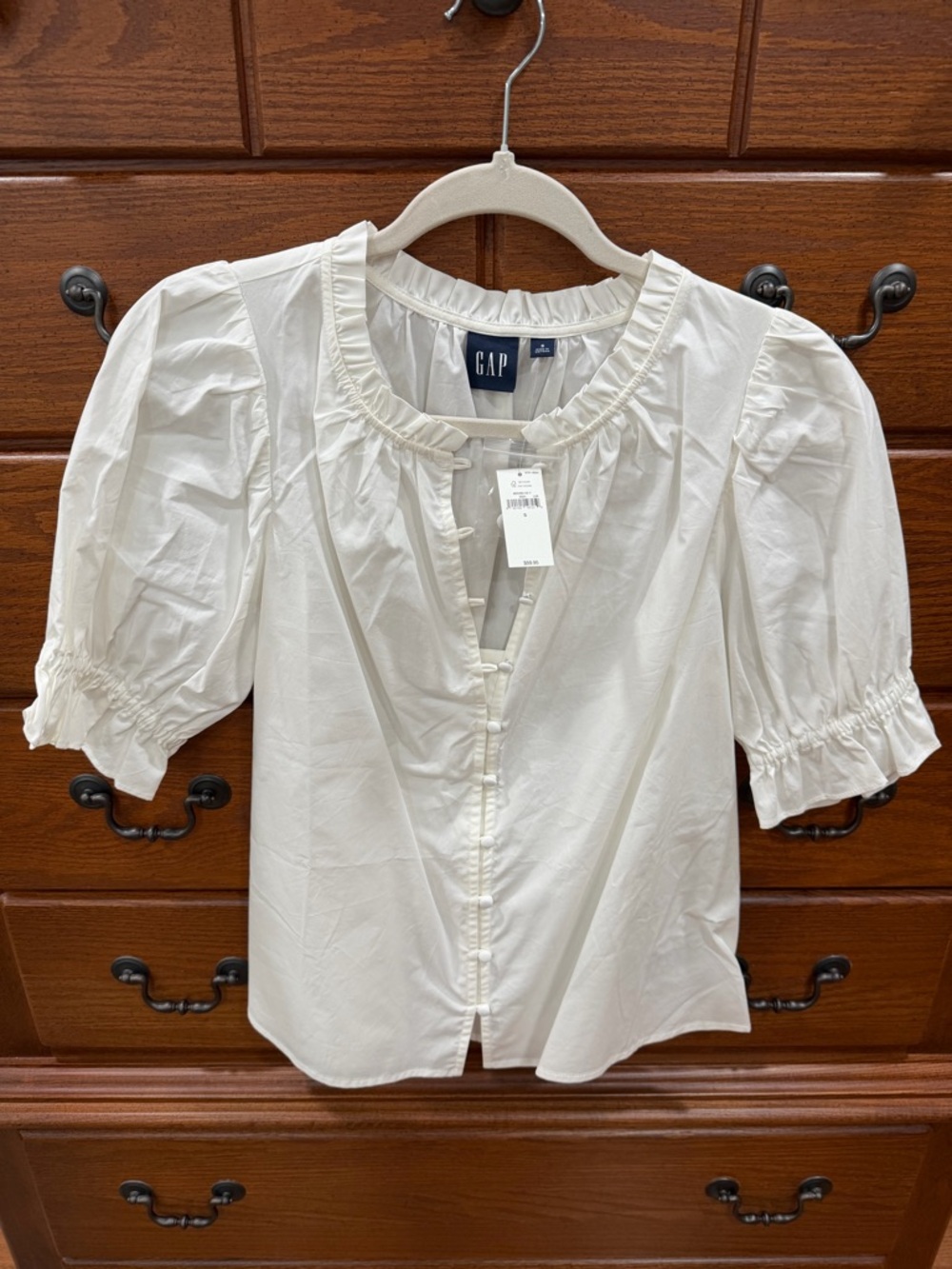 GAP Cream Ruffle-Neck Puff Sleeve Blouse
